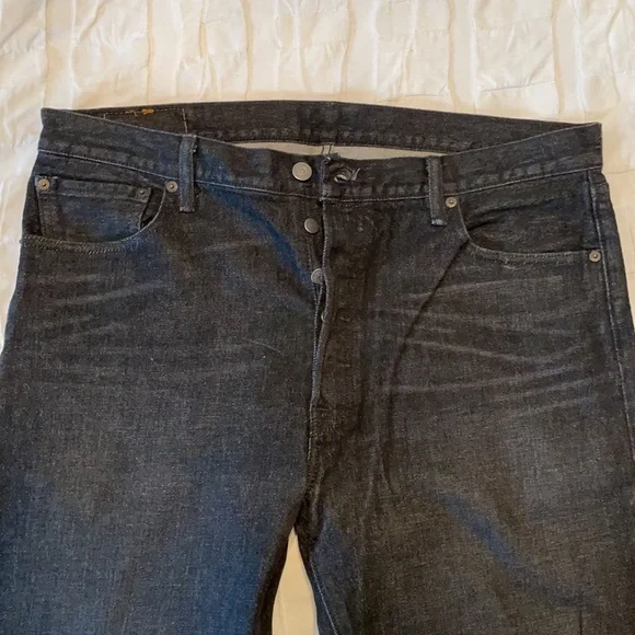 Dark Wash Levi’s Jeans W36 L36 - Picture 2 of 5